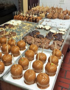 Kilwins Candy Apples